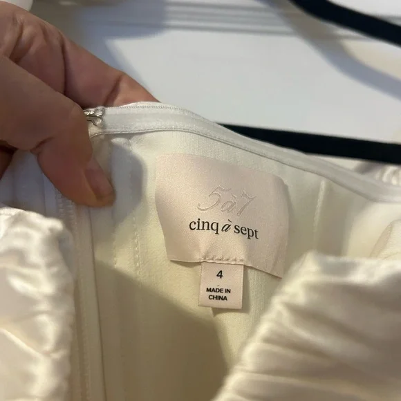 Cinq à Sept White Sleeve Mini Dress - Picture 4 of 5